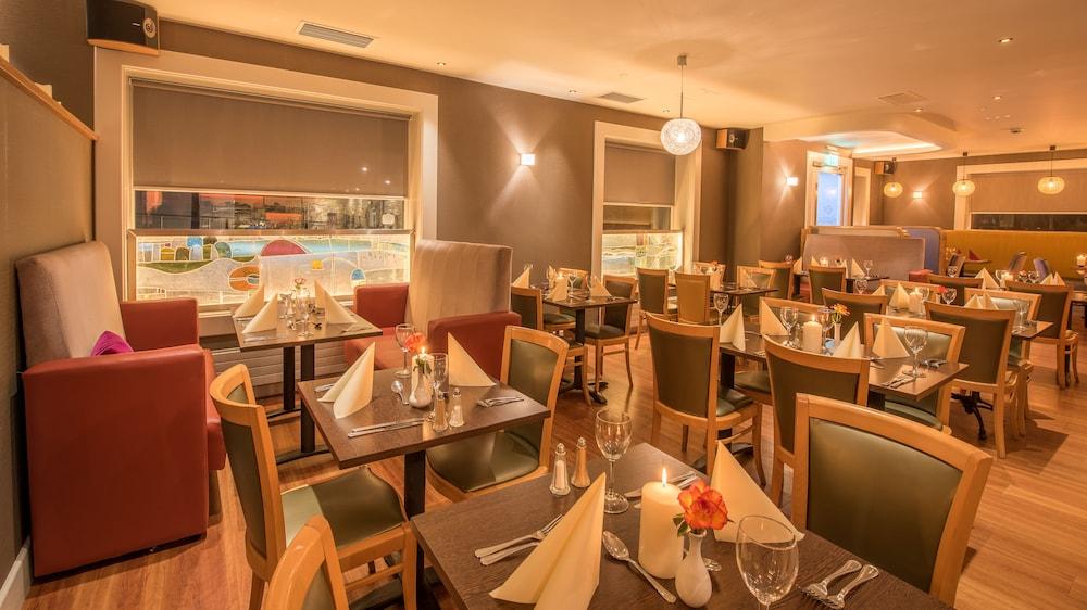 Clew Bay Hotel 3*