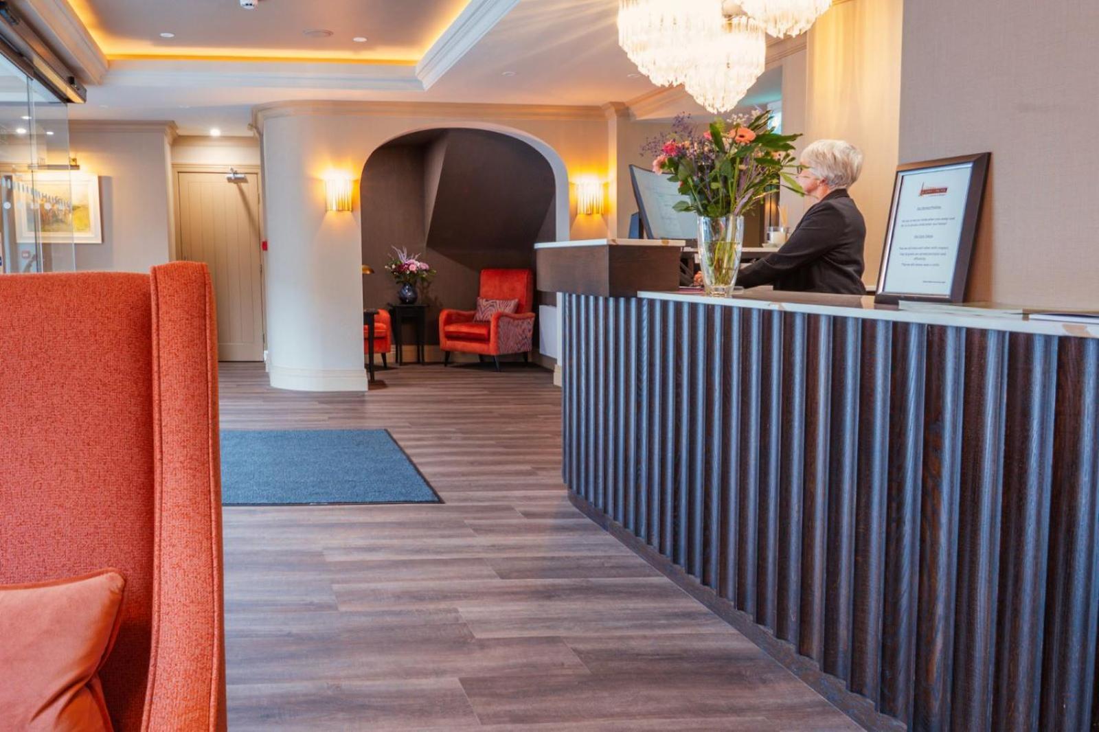 Hotel Clew Bay