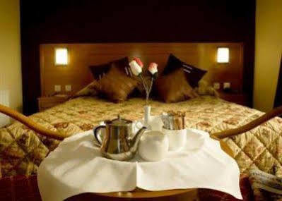 Hotel Clew Bay